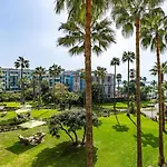 2 Bedroom Grand Hotel With Sea View 306