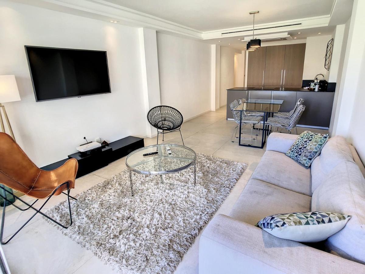 Apartamento 2 Bedroom Grand With Sea View 306
